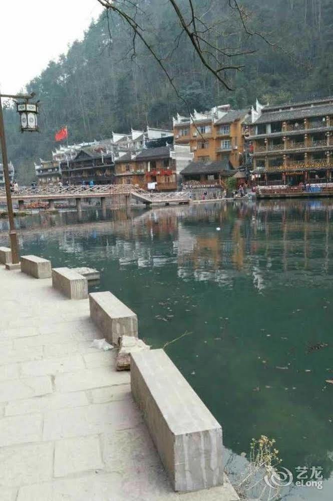Fenghuang Waitin For You Inn Extérieur photo